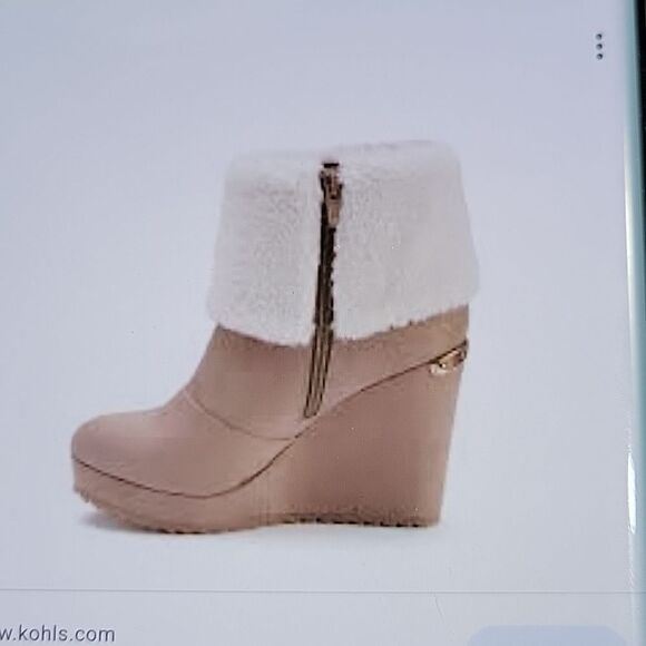 JUICY COUTURE WOMEN"S BUCKLE WEDGE ANKLE BOOTS - Picture 16 of 16